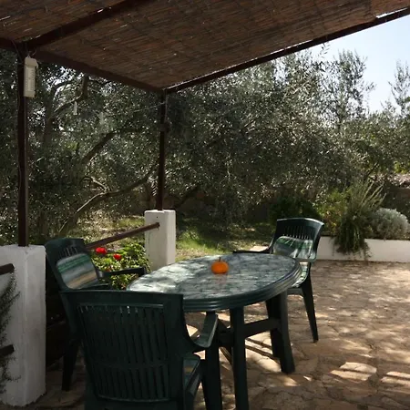 With Parking Space Maslinica, Solta - 5184 شقة